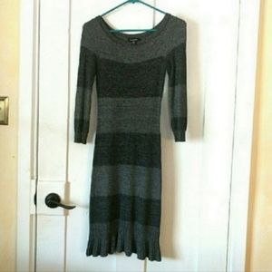 MOVING SALE!!! Bebe 3/4 sleeve sweater dress xs